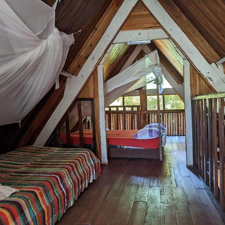 Les Acacias Bungalows Manambolo Exterior foto