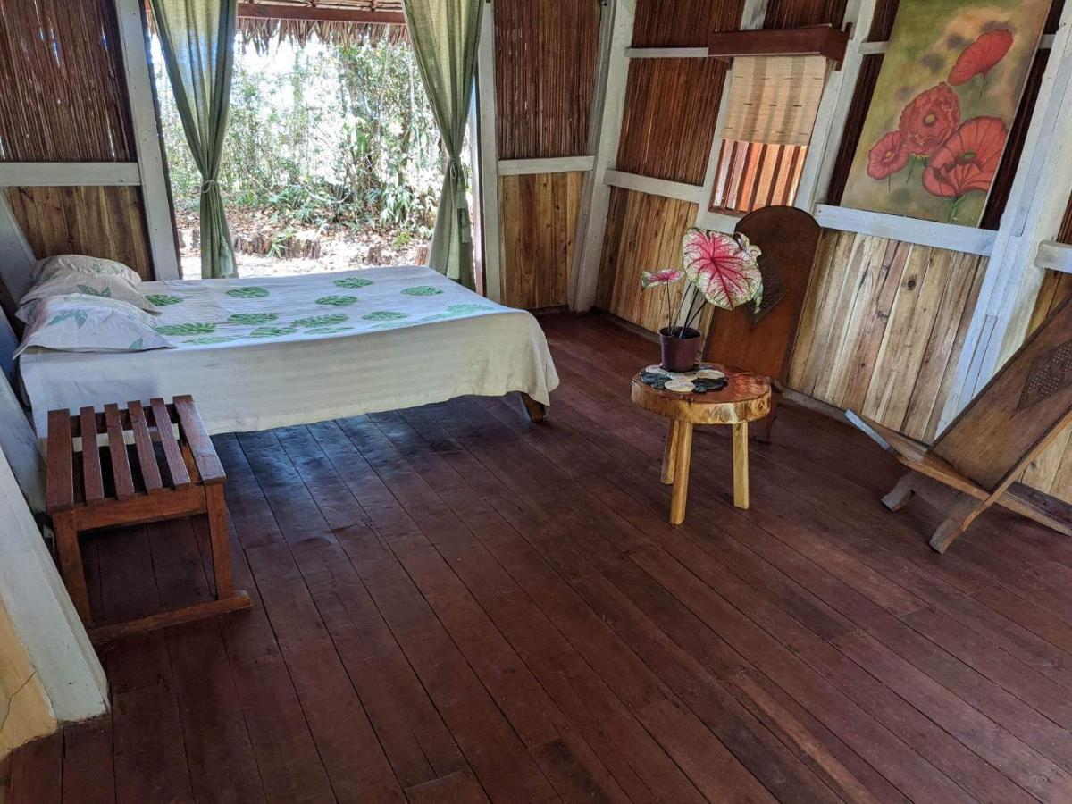 Les Acacias Bungalows Manambolo Exterior foto